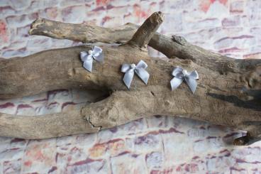 Schleifchen mit Perle 3 Stk. Grau 